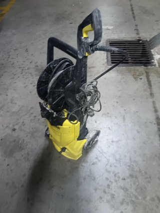 Karcher K4 Premium Hidrolimpiadora