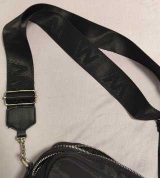 ✨ NO NEGOCIABLE ✨  Bolso bandolera Misako