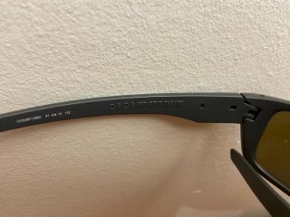Gafas de sol Oakley grises
