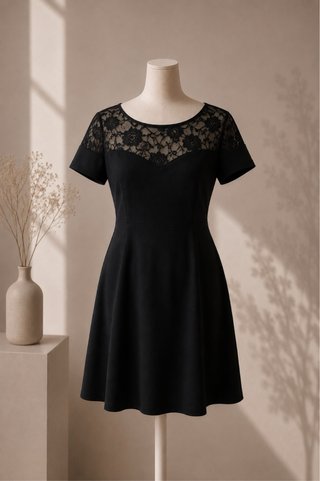 Abito nero Oeuvre pizzo elegante tg. M