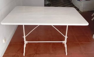 Mesa bistró vintage de mármol blanco