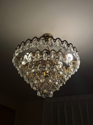 Lámpara de cristal de Bohemia