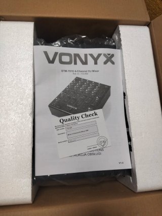 Mesa de mezclas Vonyx STM7010