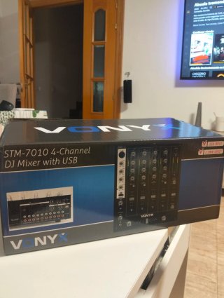 Mesa de mezclas Vonyx STM7010