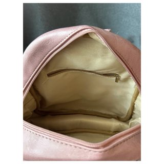 Mochila elegante rosa suave