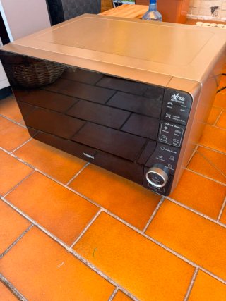 Microondas Whirlpool MWF 421 SL