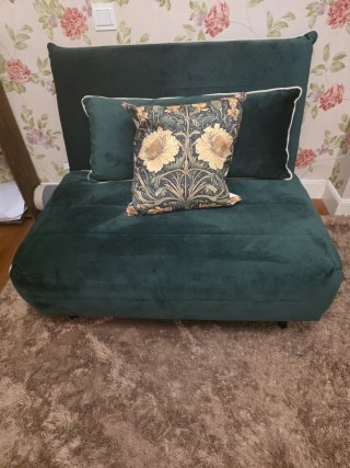 Sillón Cama Verde Maison Du Monde. Verde oscuro.