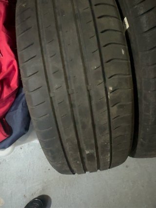 Neumáticos de coche
