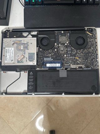 MacBook Pro 15” A1286 para piezas
