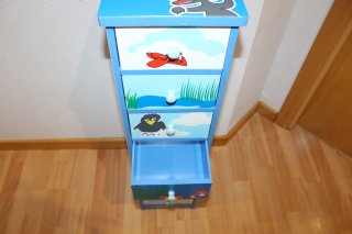 Cajonera infantil. Multiples usos.