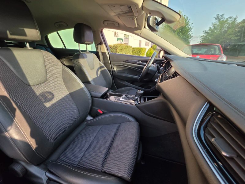 Opel Insignia Grand Sport 1.6 CDTI S&S Turbo D Excellence 2018, foto 26