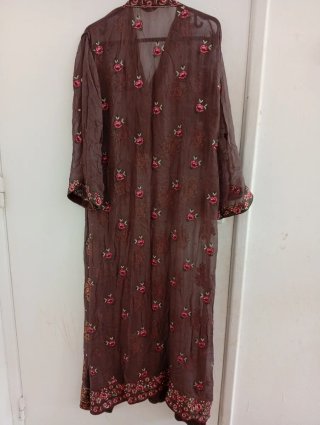 Vestido túnica bordado con flores
