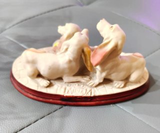 Statuetta Cani Basset Hound Valentino by Miriam