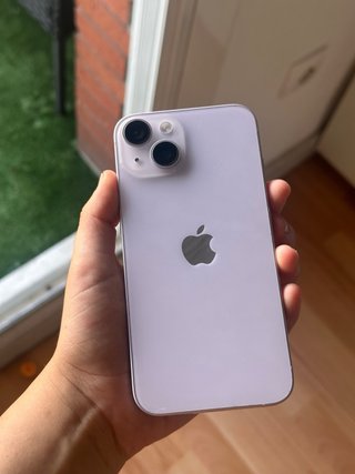 iPhone 14 Lila Claro 256GB 100% batteria