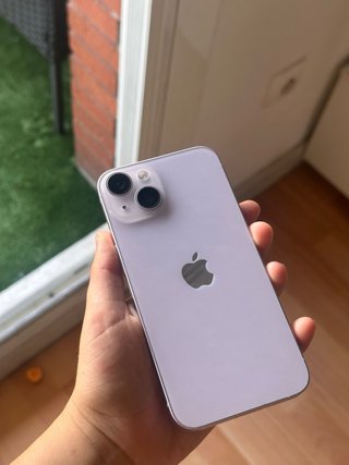iPhone 14 Lila Claro 256GB 100% batteria