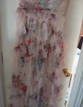 Vestido fiesta floral volantes