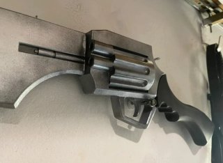 Gunblade Squall Final Fantasy VIII 1:1
