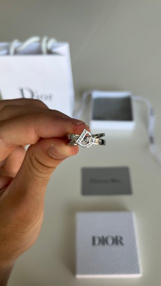 Anillo Dior con Diamantes - NUEVO