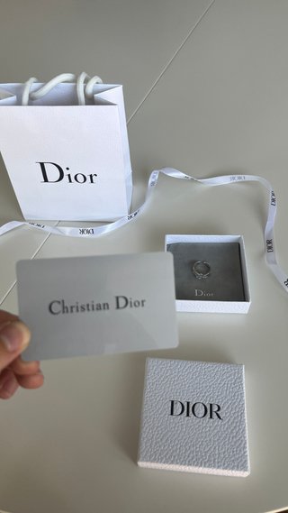 Anillo Dior con Diamantes - NUEVO
