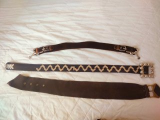 Cinturones Vintage Talla 36-38. Negro, marrón.