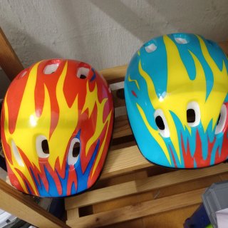 Casco de bicicleta infantil azul y amarillo Son 2