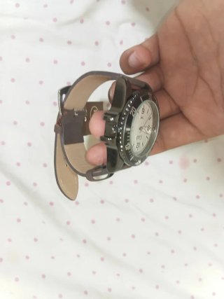 Reloj G&B Negro y Blanco