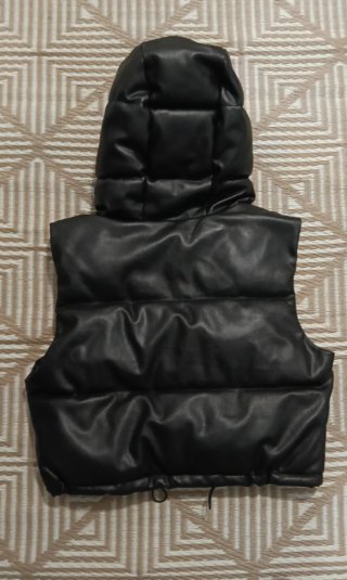 Chaleco Stradivarius cuero sintético