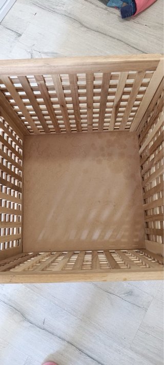 Mesa auxiliar de madera IKEA