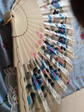Abanico grande pintado a mano