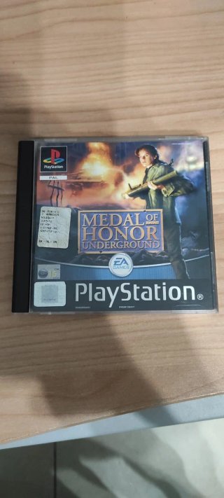 Medal of Honor Underground PS1