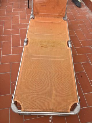 Tumbona de aluminio naranja