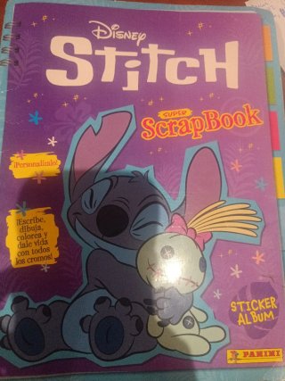 Scrapbook Disney Stitch con Cromos