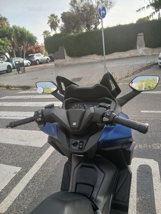 Honda Forza 125 Maxi Scooter Azul