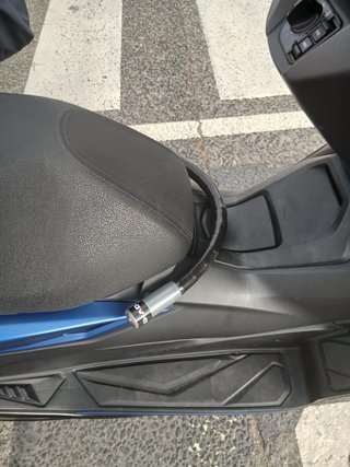 Honda Forza 125 Maxi Scooter Azul