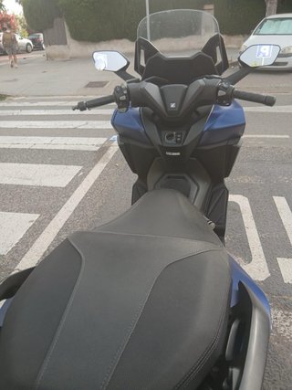 Honda Forza 125 Maxi Scooter Azul