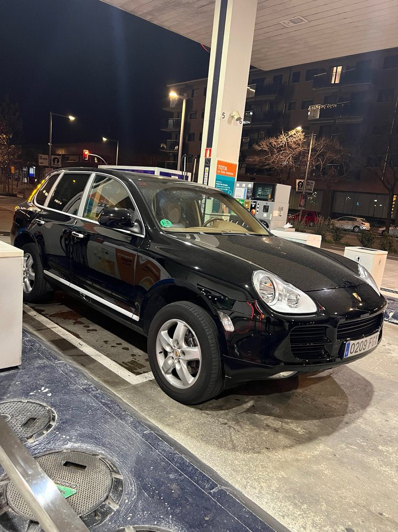 Porsche Cayenne 2006 - foto 1