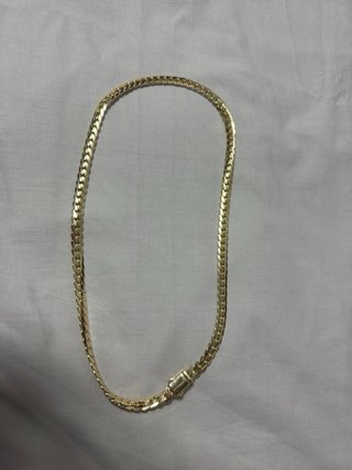 Cadena cubana de oro con cierre de diamantes