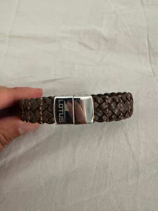 Pulsera Lotus Cuero Trenzado Plata