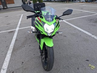 Vendo o cambio Kawasaki Ninja 125cc 2023 Verde/Neg