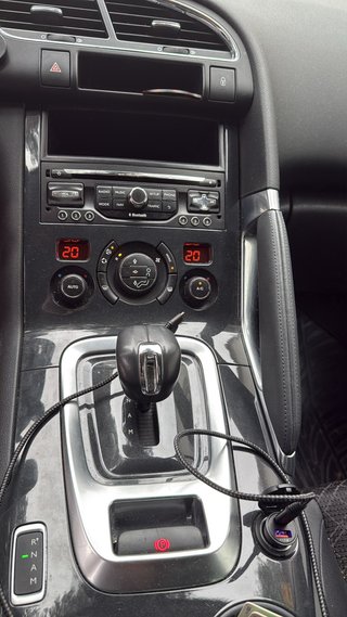 Peugeot 3008 Hybrid4 200cv