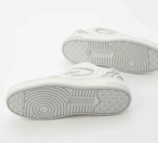 Zapatillas Calvin Klein Talla 40 Plata y Blanco