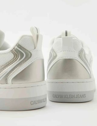 Zapatillas Calvin Klein Talla 40 Plata y Blanco