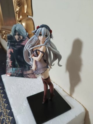 Figura anime 24cm aprox. Adornos y decoración.