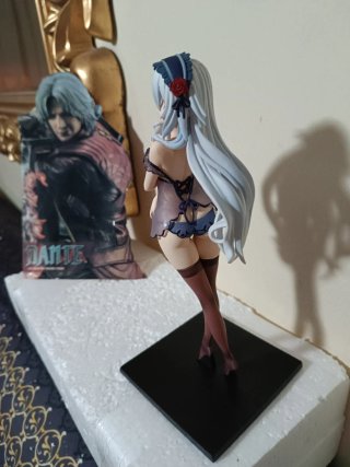 Figura anime 24cm aprox. Adornos y decoración.