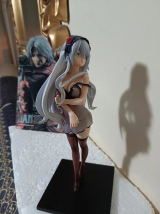 Figura anime 24cm aprox. Adornos y decoración.