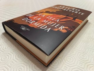La isla de la mujer dormida
