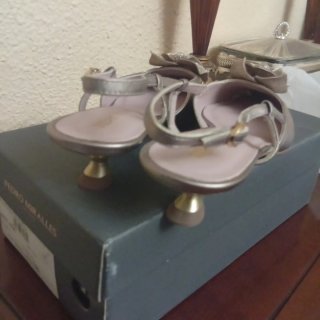 Sandalias Pedro Miralles Piel Doradas Nuevas