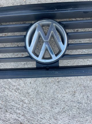Faros y parrilla VW T3