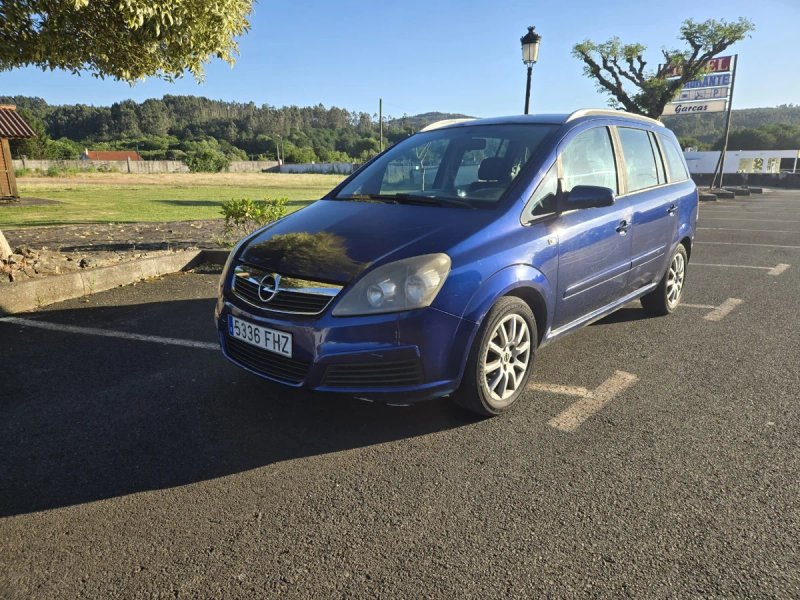 Opel Zafira 2006 - foto 1