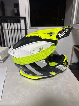 Cascos Enduro verde fosforito